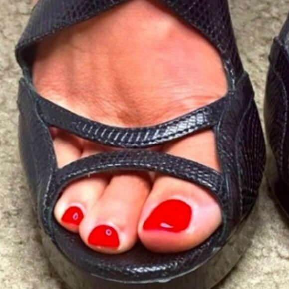 Burberry Python🔥5" Platform Heels - Picture 7 of 16